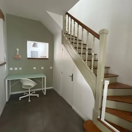 Maison De Hotel